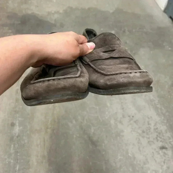 Tod’s men brown suede loafers - Picture 3 of 7